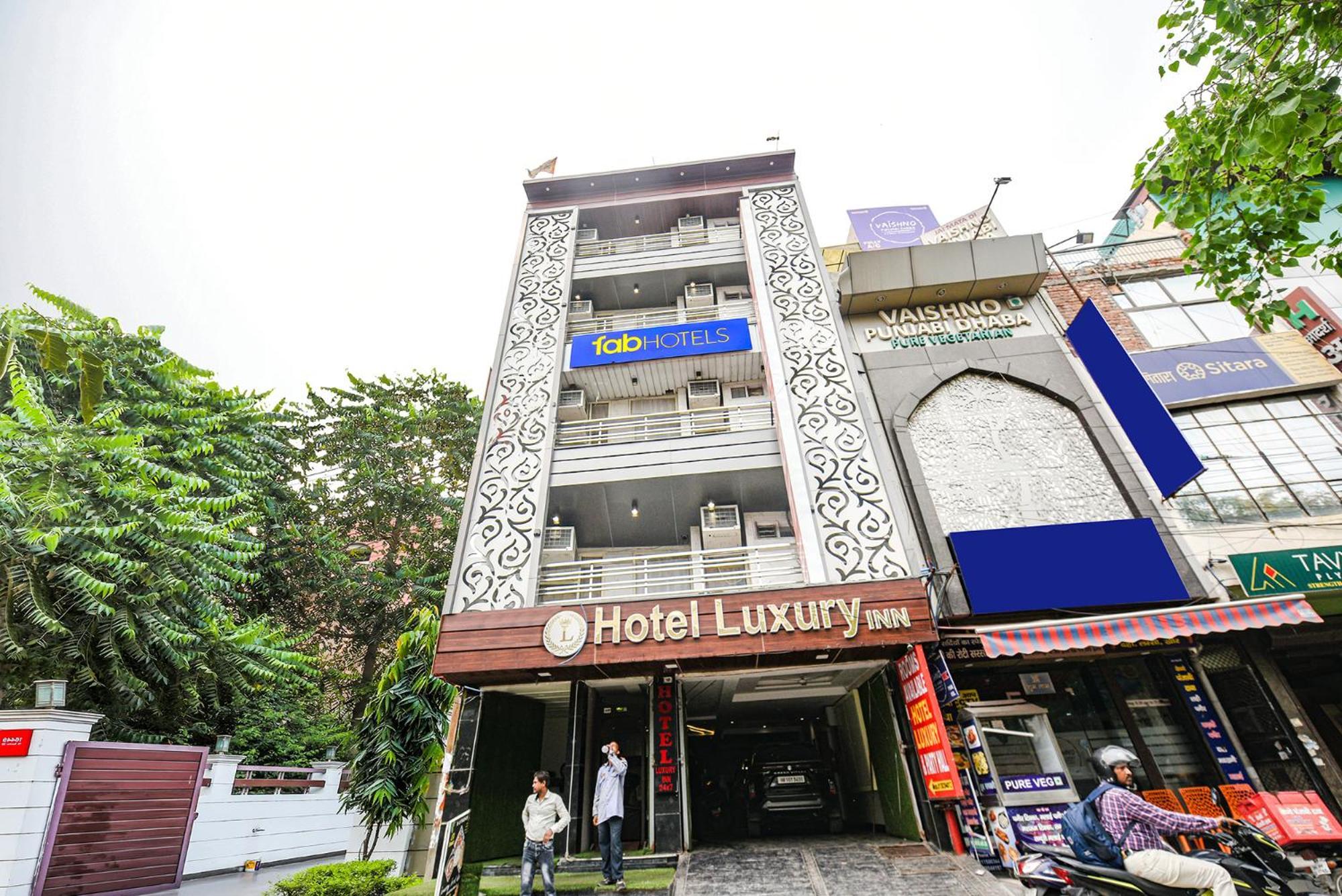 Fabhotel Luxury Inn Near Adarsh Nagar Metro เดลี ภายนอก รูปภาพ